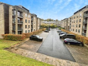 Front External- click for photo gallery